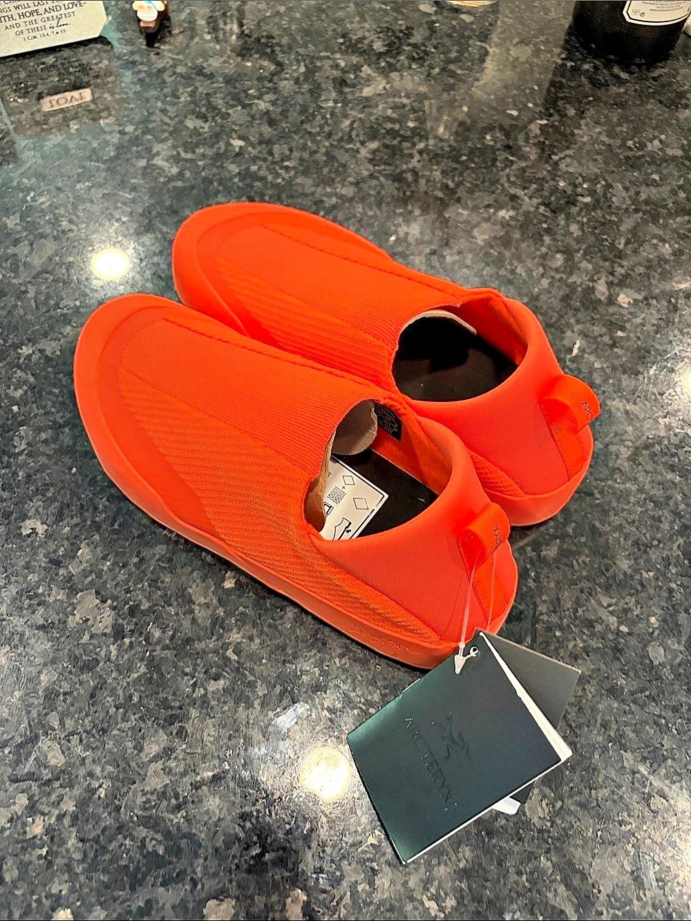 Arc'teryx Kragg Shoe Orange Sneakers